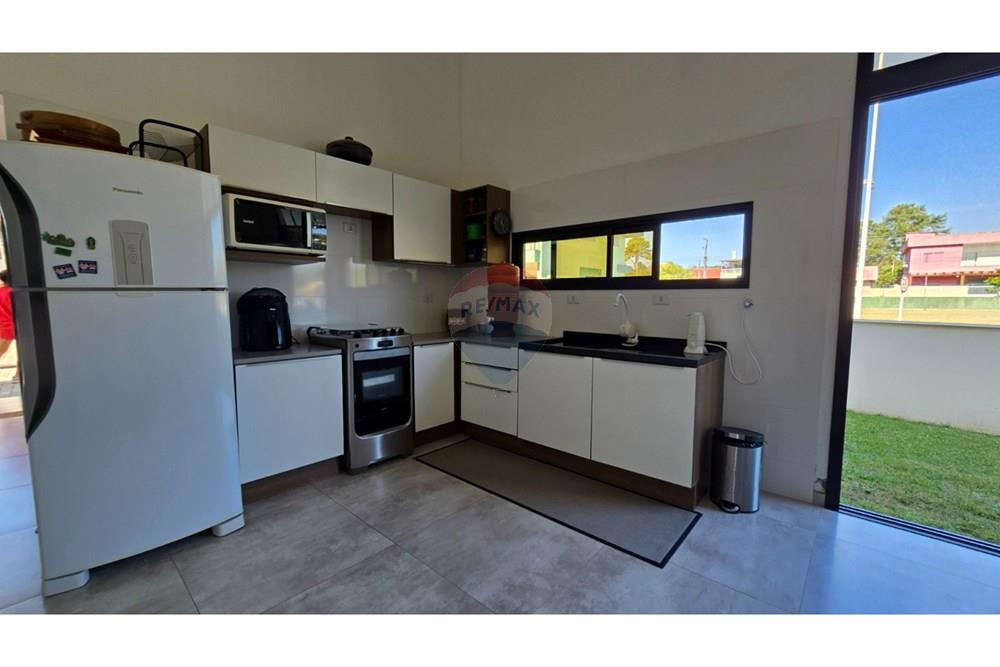 Casa de Condomínio - Alugar - Florianópolis , Santa Catarina - Imagem do WhatsApp de 2025-08-20 à(s) 11.58.52_b3a6925e.jpg - 590441064-14