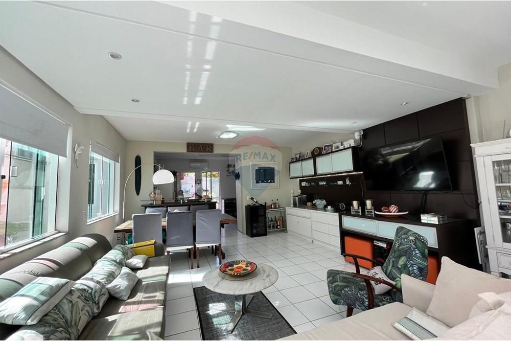 Casa - Venda - Navegantes , Santa Catarina - Imagem do WhatsApp de 2025-10-16 à(s) 20.17.32_649a0db4.jpg - 590091044-60