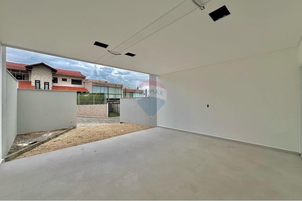 CASA BAIRRO AGUA VERDE — foto 6