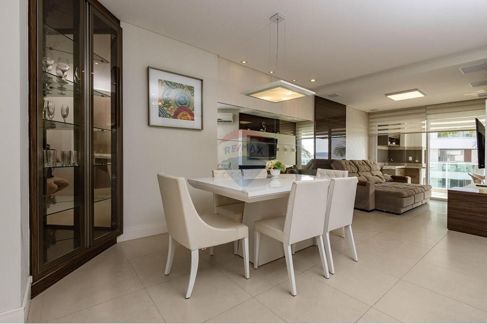 Apartamento - Alugar - Bombinhas , Santa Catarina - apartamento_para_ferias_em_bombinhas_centro_boulevard_familia_airbnb_remax_01.jpg - 590511001-22