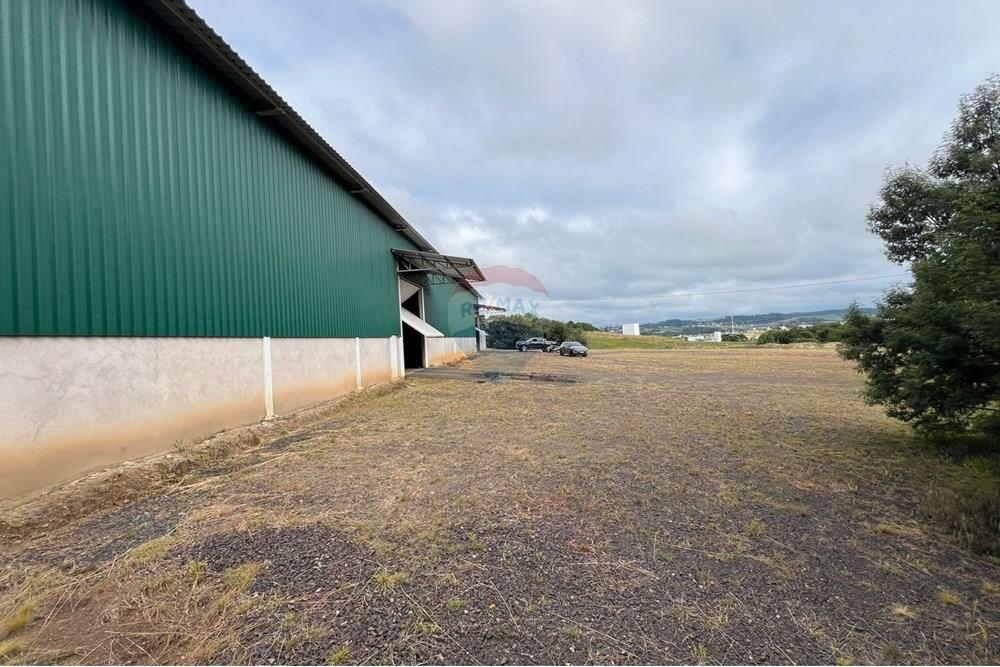 Galpão - Alugar - Lages , Santa Catarina - 2312dcf6-c38d-439b-a9f6-9d72d11045b3.jpeg - 590071036-83