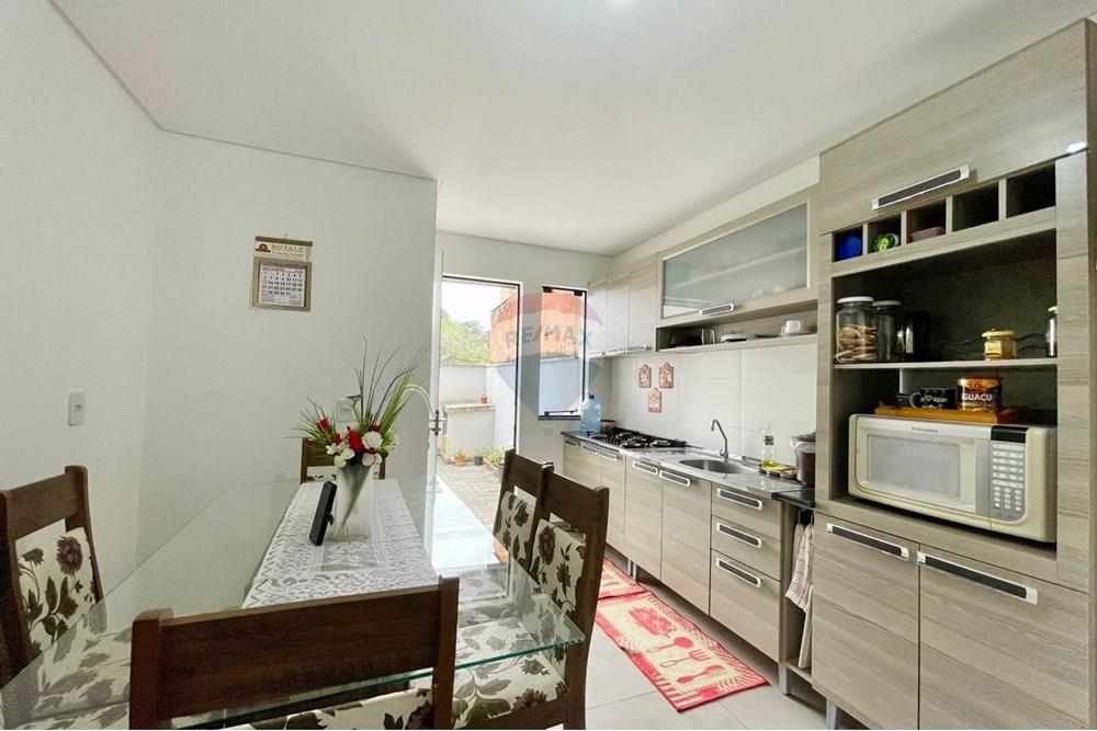 Sobrado com 2 dormitórios no bairro Fidélis — foto 7