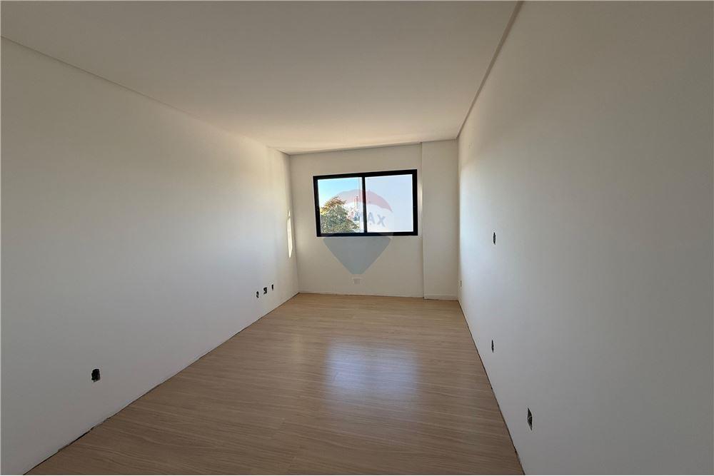 Apartamento à venda com 2 quartos, 72m² - Foto 6