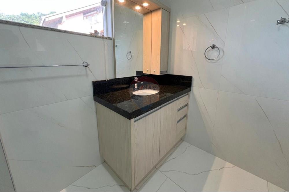 UM IMÓVEL ÚNICO PRÓXIMO AO CENTRO DE BLUMENAU! — foto 7