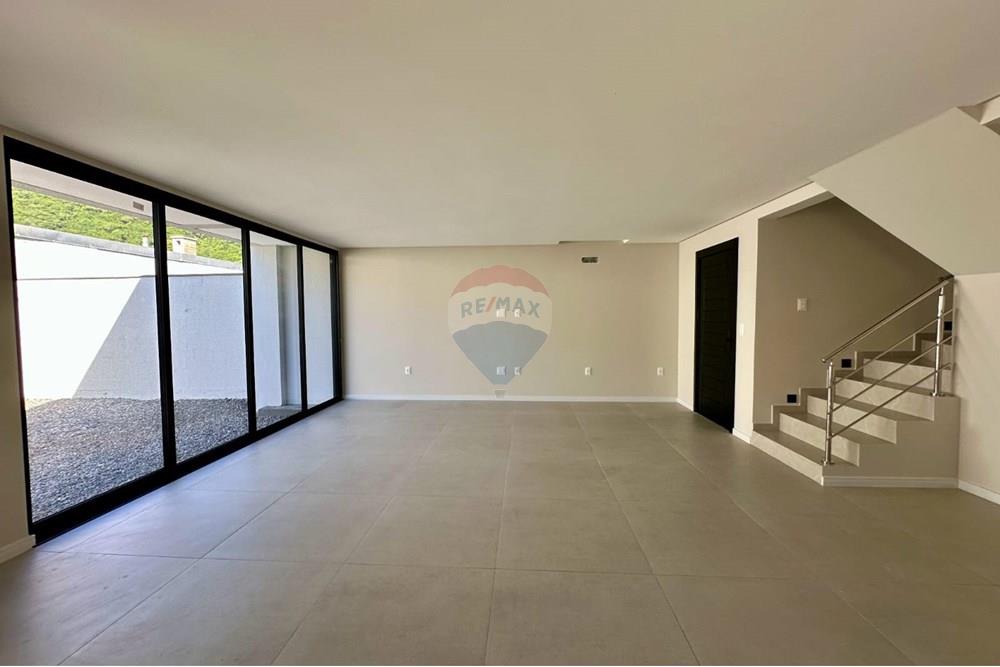 Casa - Venda - Itajaí , Santa Catarina - Imagem do WhatsApp de 2025-06-05 à(s) 14.19.27_8695883f.jpg - 590321044-21