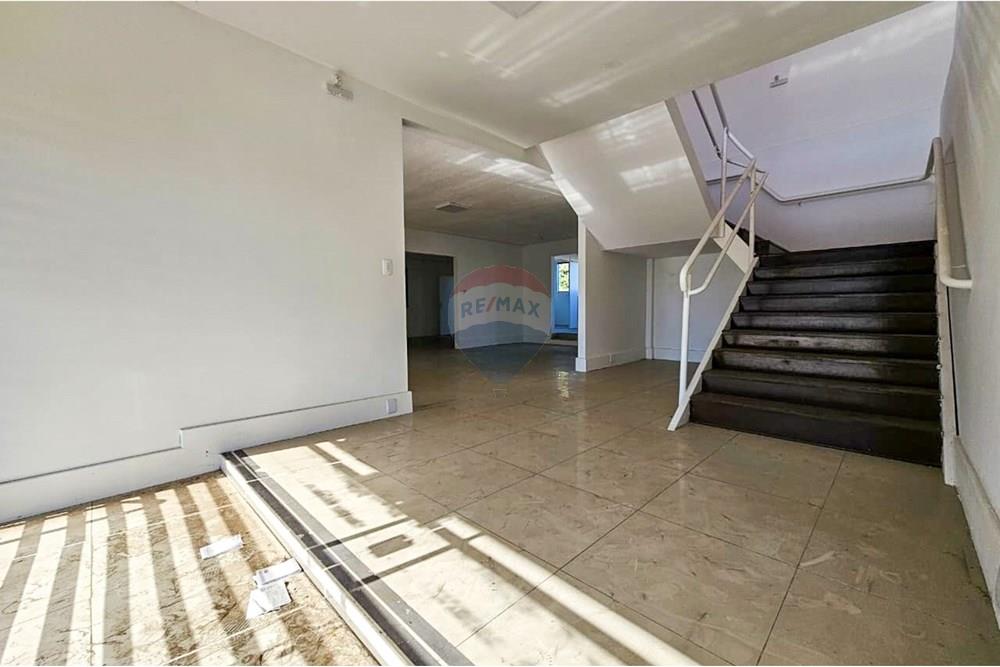 Ponto Comercial/ Loja - Alugar - Lages , Santa Catarina - WhatsApp Image 2025-08-14 at 09.01.21 (3).jpeg - 590071036-94