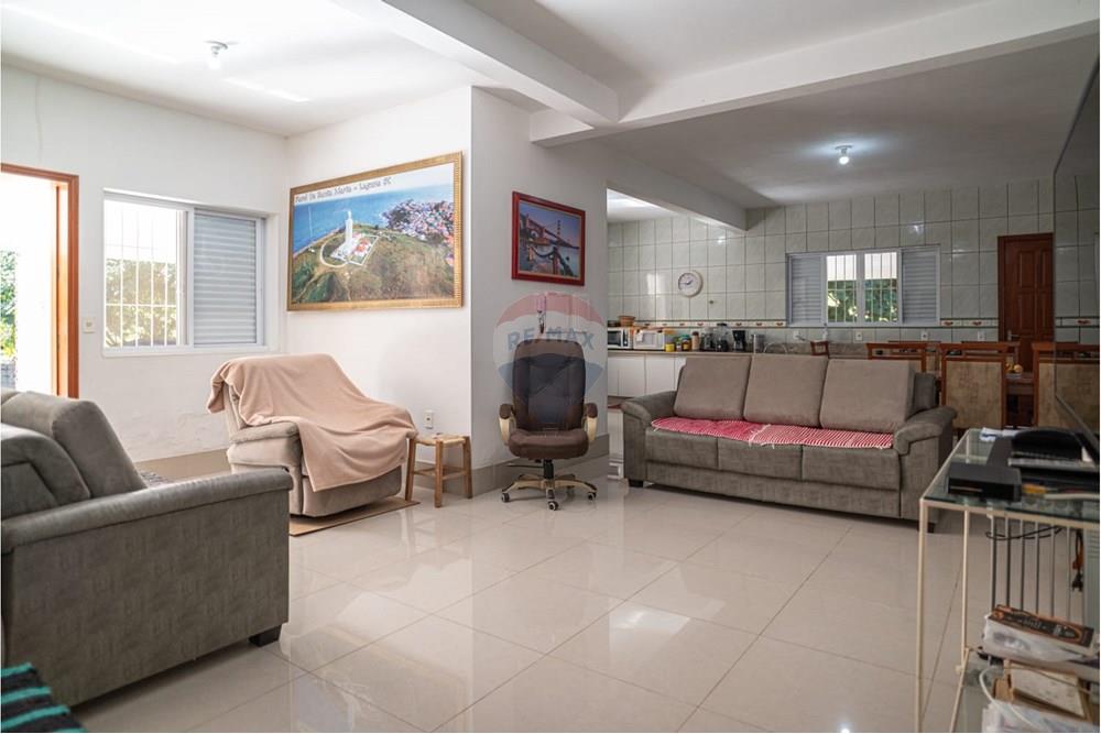 Chácara / Sítio / Fazenda - Venda - Tubarão , Santa Catarina - WhatsApp Image 2025-07-02 at 17.14.49(2).jpeg - Sala - 590461003-33