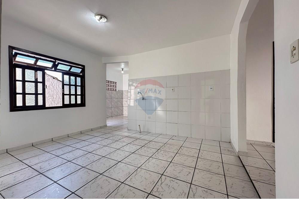 Casa ampla e reformada, apta para financiamento. — foto 7