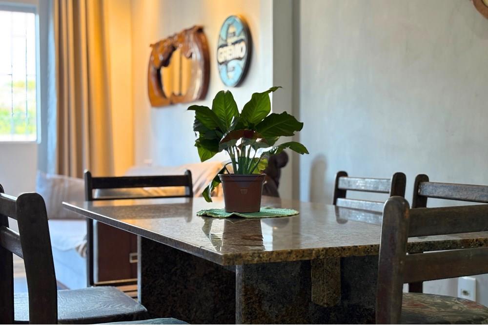 Apartamento - Venda - Florianópolis , Santa Catarina - Mesa de jantar.jpg - 590511009-13