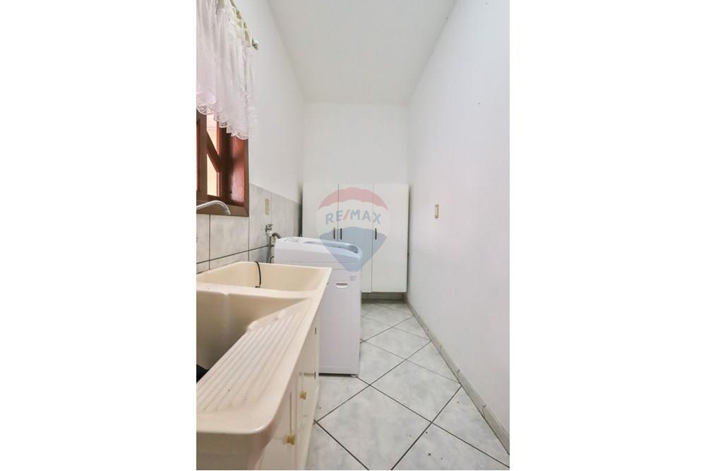 Casa - Venda - Indaial , Santa Catarina - WhatsApp Image 2025-02-19 at 12.42.44 (2).jpeg - 590301006-90