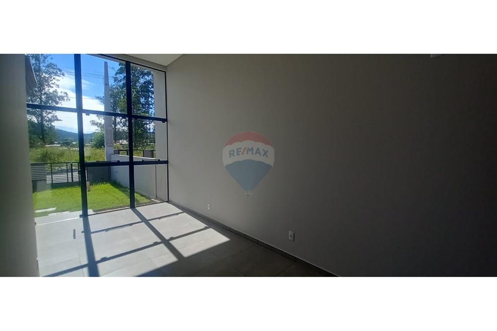 Casa - Venda - Indaial , Santa Catarina - WhatsApp Image 2025-03-12 at 10.20.57 (1).jpeg - 590211033-42