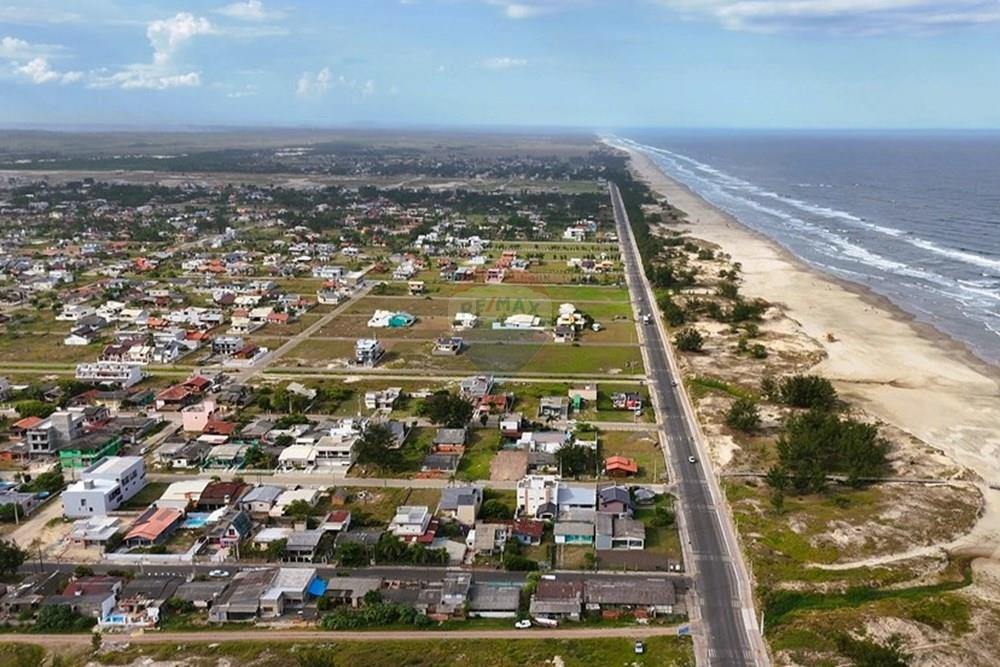 Sobrado - Venda - Balneário Gaivota , Santa Catarina - dji_fly_20250226_161606_0_1740597366489_photo_low_quality.jpg - 590491002-22