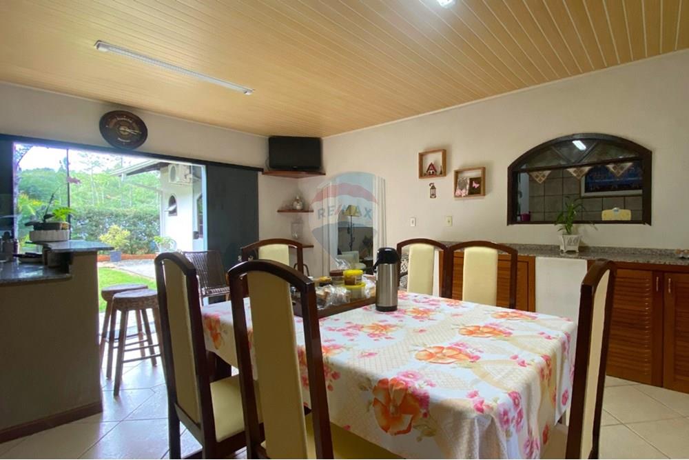 Casa Espetacular em Blumenau no bairro Bardenfurt : Conforto e Praticidade — foto 6