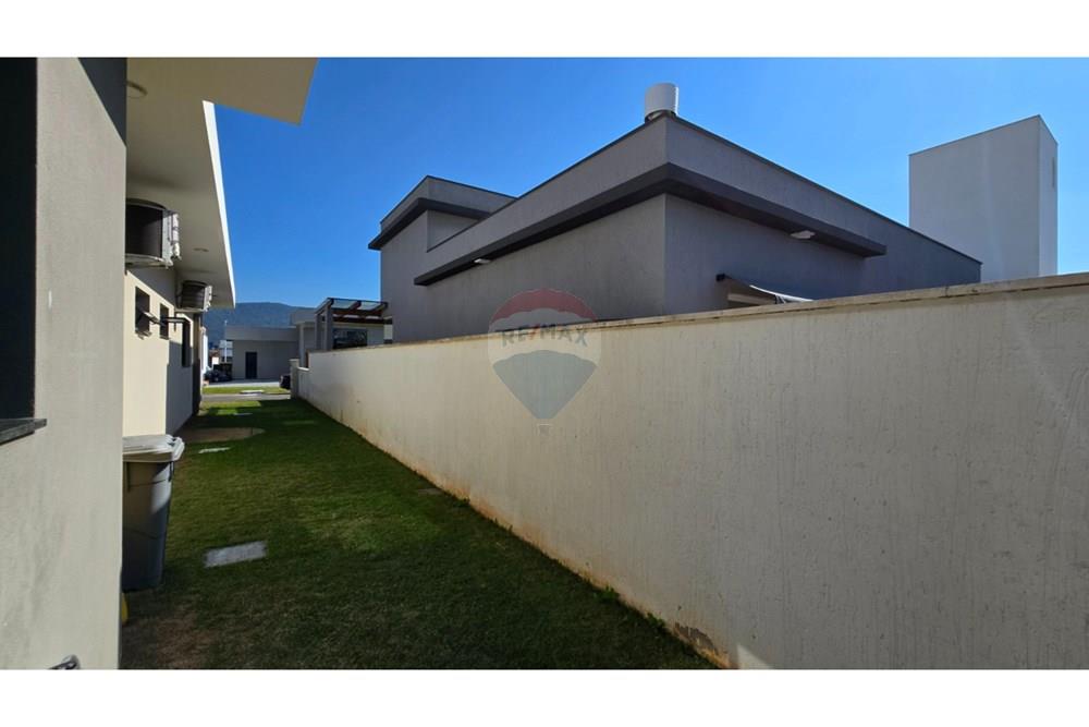 Casa de Condomínio - Alugar - Florianópolis , Santa Catarina - Imagem do WhatsApp de 2025-08-20 à(s) 11.58.52_34935f98.jpg - 590441064-14