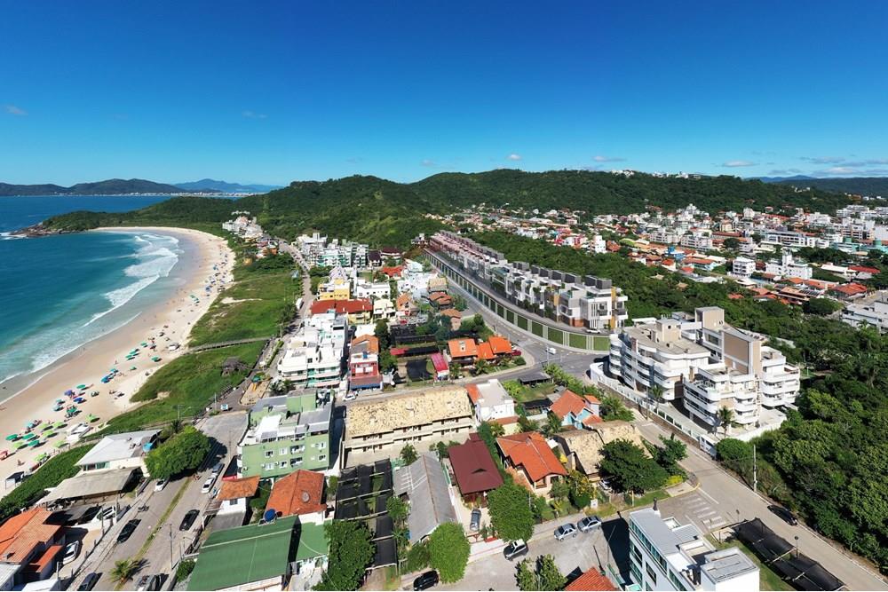 Casa de Condomínio - Venda - Bombinhas , Santa Catarina - Foto Aérea.jpg - 590131028-2