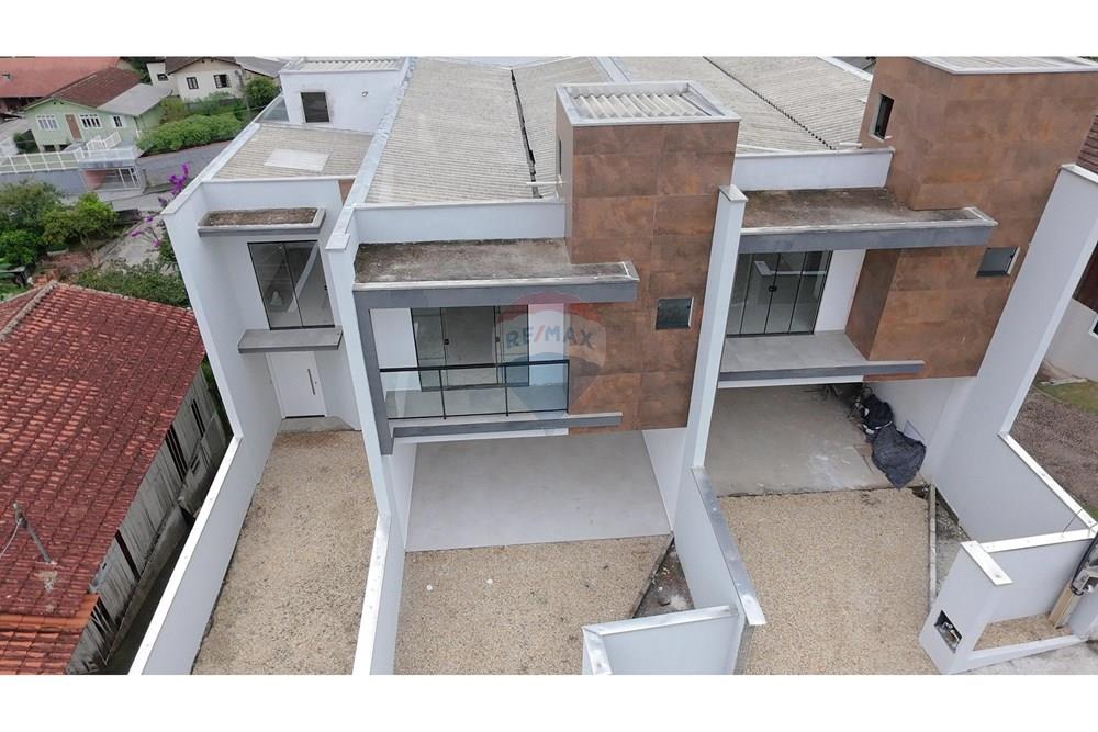 CASA BAIRRO AGUA VERDE — foto 4