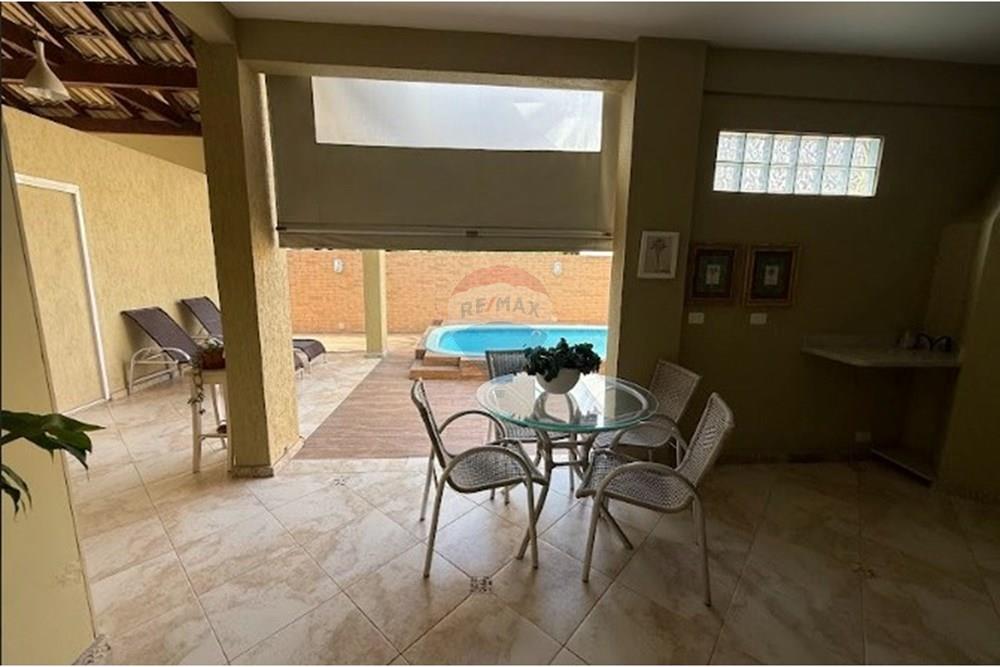 Casa - Venda - Balneário Camboriú , Santa Catarina - WhatsApp Image 2025-04-28 at 12.10.26.jpeg - 590231010-128