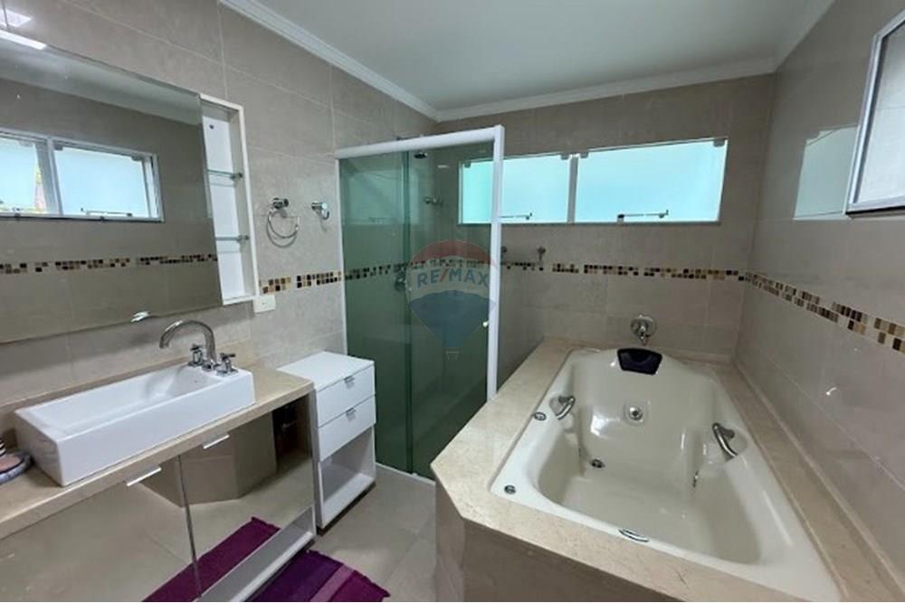 Casa - Venda - Balneário Camboriú , Santa Catarina - WhatsApp Image 2025-04-28 at 12.21.39.jpeg - 590231010-128