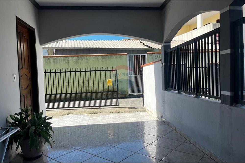 Sobrado - Venda - Navegantes , Santa Catarina - GARAGEM PISO TERREO ENTRADA INDIVIDUAL.jpg - 590091044-47