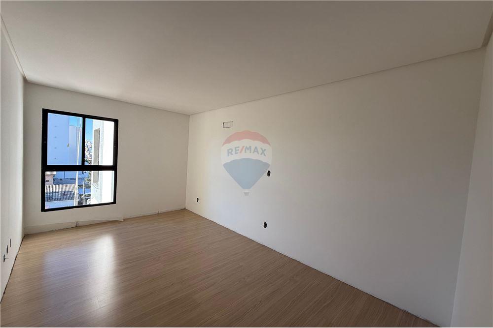 Apartamento à venda com 2 quartos, 72m² - Foto 7