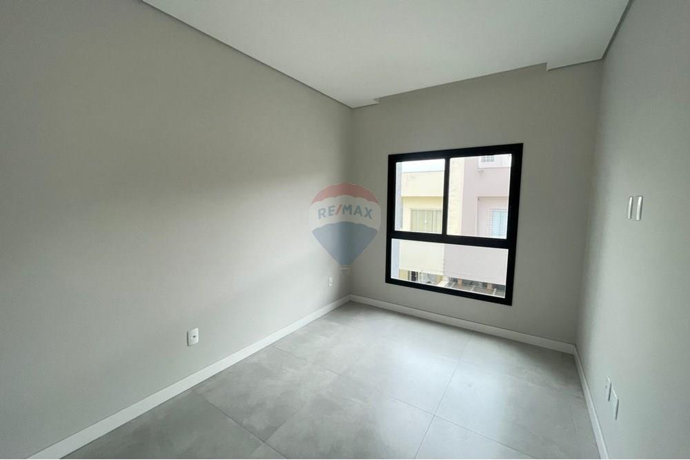 Sobrado - Venda - Itajaí , Santa Catarina - WhatsApp Image 2025-05-28 at 18.11.25.jpeg - 590231139-37