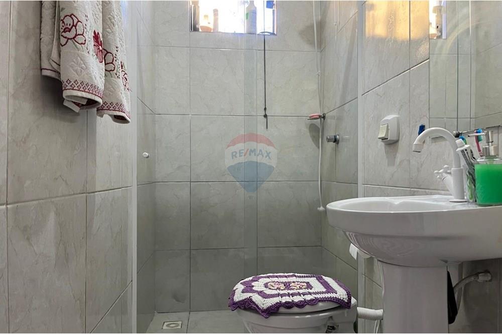 Casa - Venda - Navegantes , Santa Catarina - Imagem do WhatsApp de 2025-10-02 banheiro Van.jpg - 590091044-61