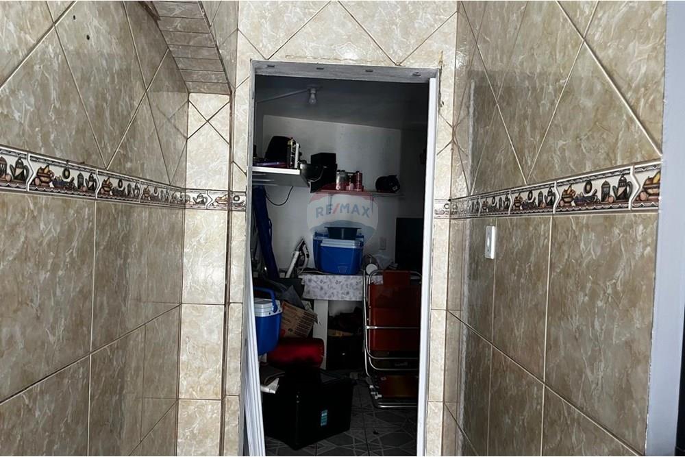 Sobrado - Venda - Navegantes , Santa Catarina - DESPENSA PISO INFERIOR.jpg - 590091044-47