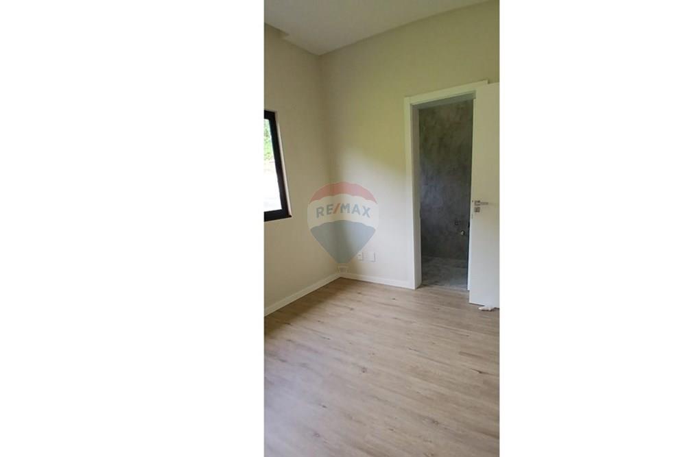 Casa - Venda - Jaraguá do Sul , Santa Catarina - WhatsApp Image 2025-05-14 at 11.18.06 (2).jpeg - 590451031-18