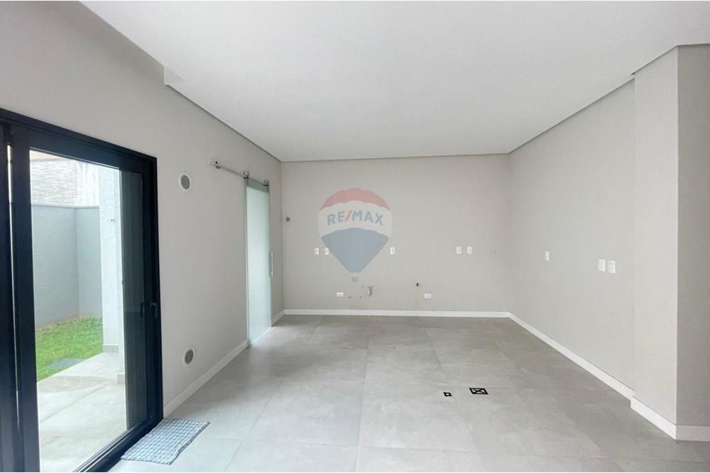 Sobrado - Venda - Itajaí , Santa Catarina - WhatsApp Image 2025-05-28 at 17.46.57.jpeg - 590231139-37