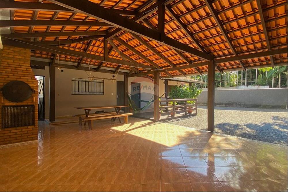 Casa dos seus sonhos no bairro Água Verde - Blumenau! — foto 7