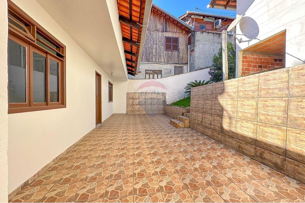 Casa ampla e reformada, apta para financiamento. — foto 4