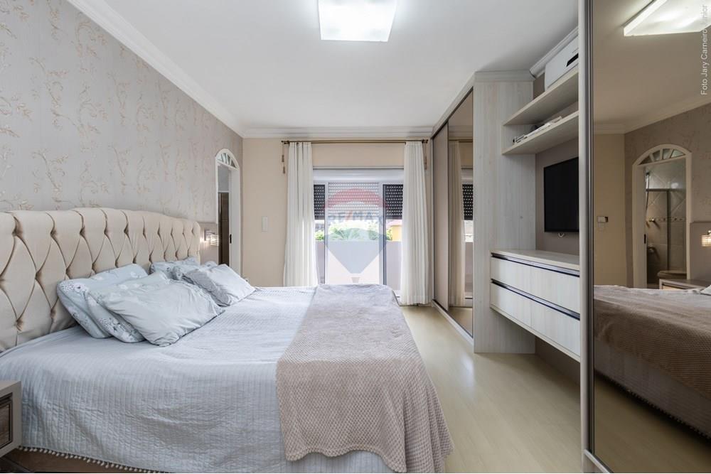 Casa - Venda - Lages , Santa Catarina - 0012 25-02-28 Casa Rua Jairo Luiz Ramos 685 Sagrado REMAX.JPG - 590071038-44