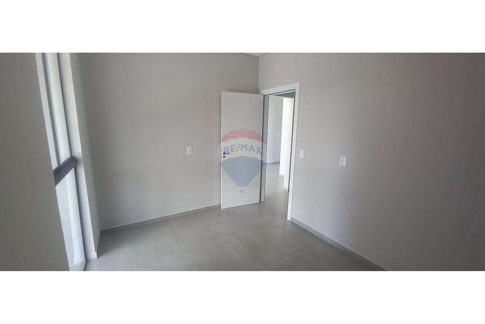 Casa - Venda - Indaial , Santa Catarina - WhatsApp Image 2025-03-12 at 10.20.56 (1).jpeg - 590211033-42