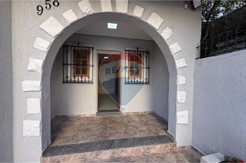 Alugar-Casa-Rua Doutor Miranda de Azevedo , 958  - Pompeia , São Paulo , São Paulo , 05027-000-601261089-499