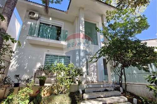 Venda-Sobrado-Rua Eduardo , 530  - Próximo ao canil da Policia militar  - Tremembé , São Paulo , São Paulo , 02371010-601051007-611