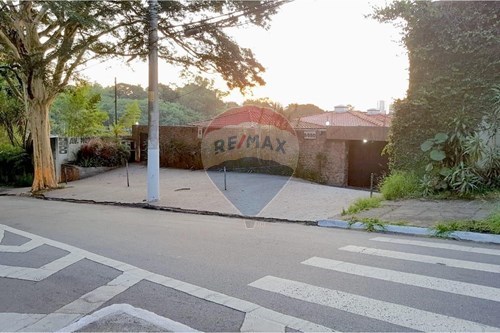 Alugar-Casa Comercial-Avenida Morumbi , 5650  - Avenida Morumbi x Flavio Americo Maurano  - Morumbi , São Paulo , São Paulo , 05650001-601361048-16