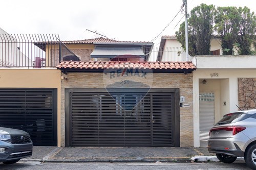 Venda-Casa-Rua Frei Antônio de Guadalupe , 251  - Próximo a Estação do metrô da Vila Prudente  - Parque da Vila Prudente , São Paulo , São Paulo , 03141-070-601181074-17