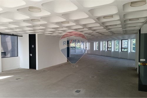 Venda-Cj. Comercial/ Sala-Rua Beira Rio , 57  - Estação Vila Olímpa  - Vila Olímpia , São Paulo , São Paulo , 04548050-602141003-323