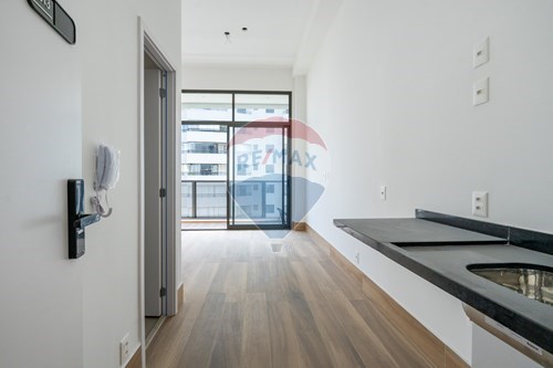 Venda-Studio-Alameda dos Arapanés , 195  - Moema , São Paulo , São Paulo , 04524-000-601131009-5