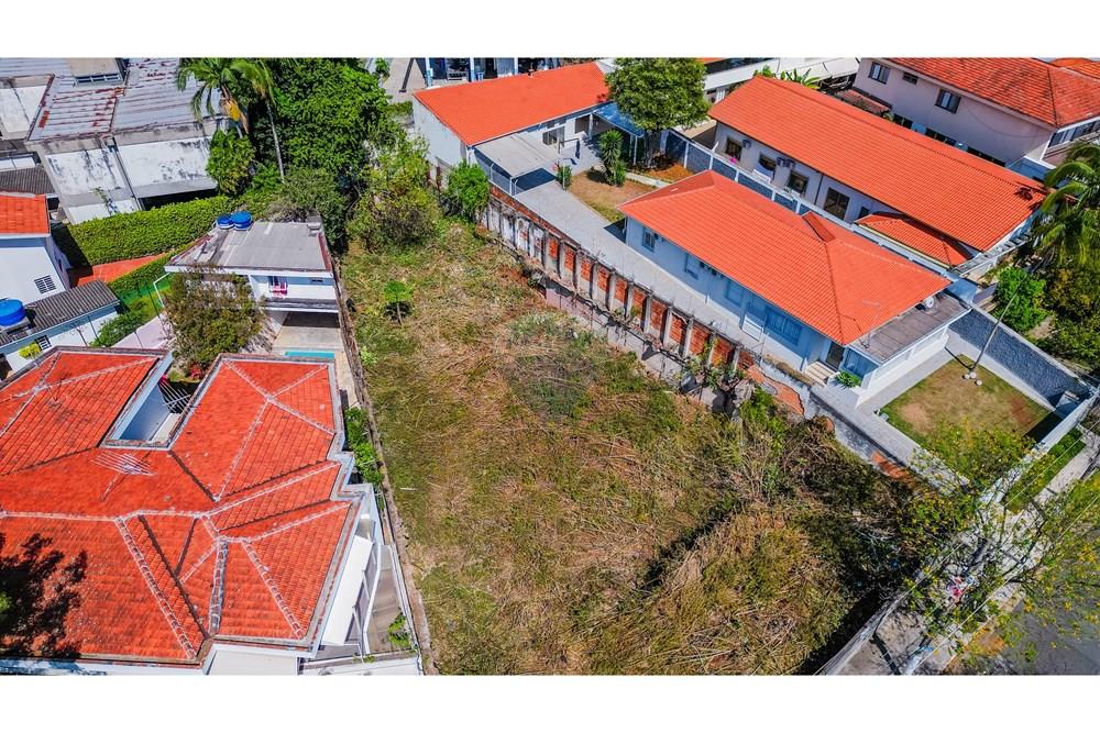 Terreno, 974 m² - Foto 1