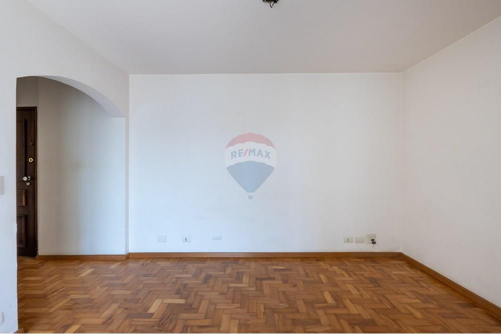 Apartamento à venda com 2 quartos, 66m² - Foto 7