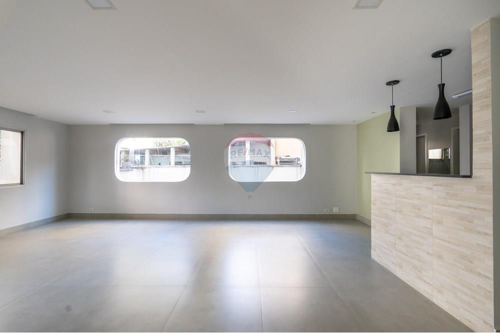 Apartamento à venda com 2 quartos, 66m² - Foto 33
