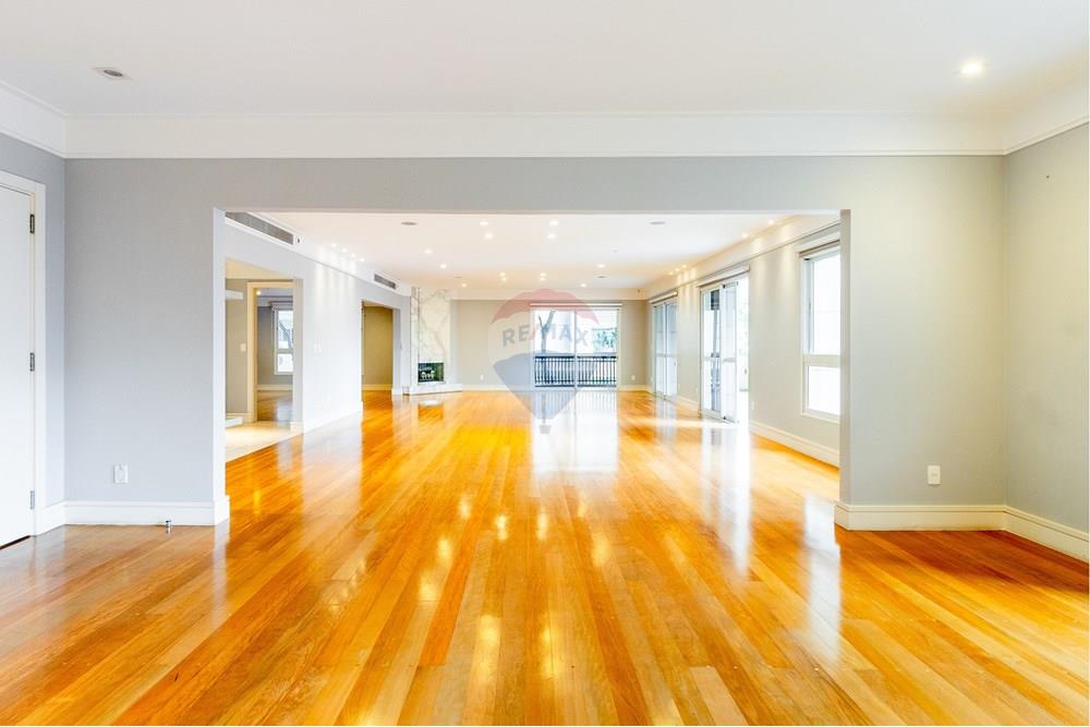Apartamento para alugar com 5 quartos, 468m² - Foto 2