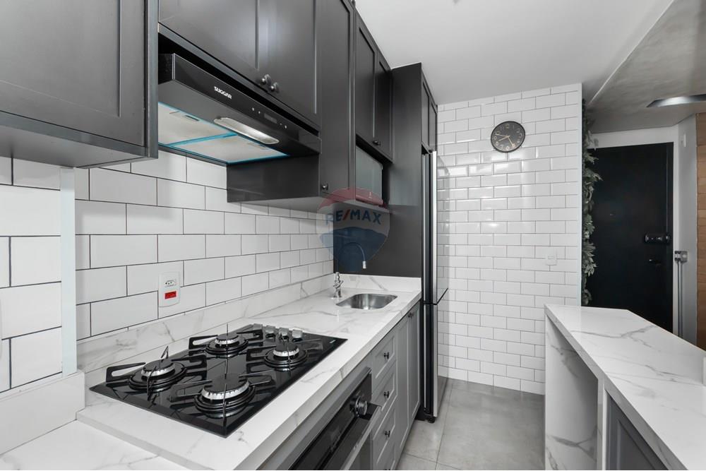 Apartamento à venda com 2 quartos, 44m² - Foto 11