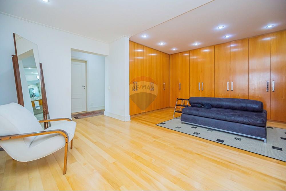 Apartamento à venda com 4 quartos, 648m² - Foto 25