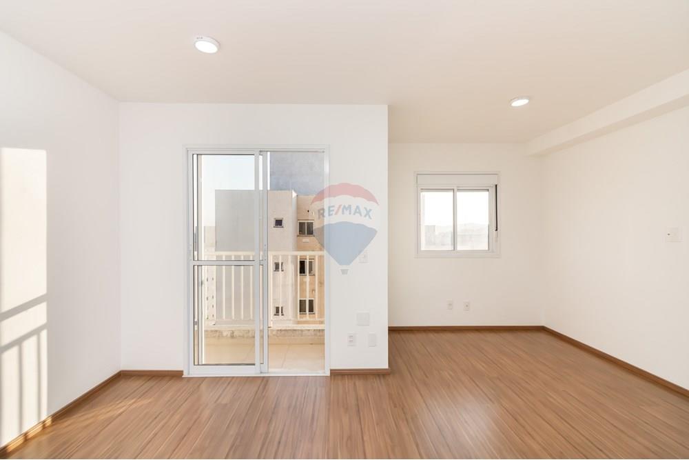 Apartamento à venda com 2 quartos, 44m² - Foto 1
