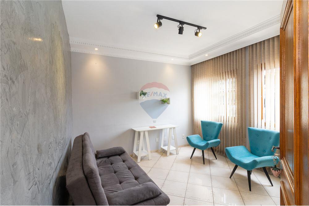 Casa, 3 quartos, 252 m² - Foto 35