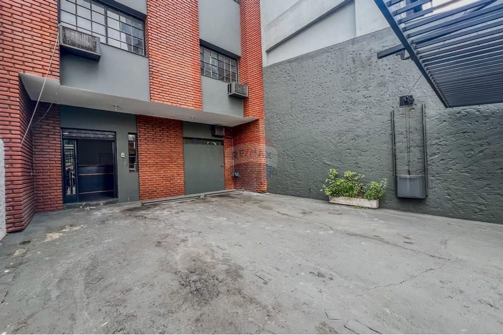 Prédio - Alugar - São Paulo , São Paulo - Piso 0 Estacionamento foto 03.jpg - 602321013-83