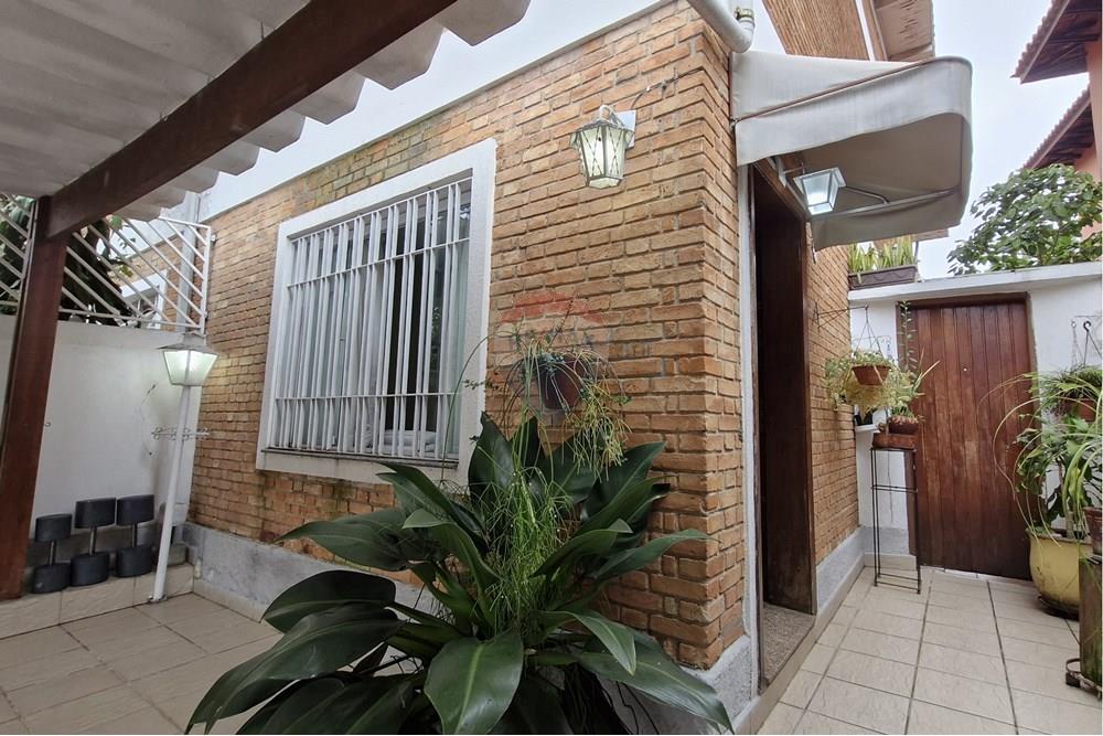 Sobrado, 3 quartos, 162 m² - Foto 1