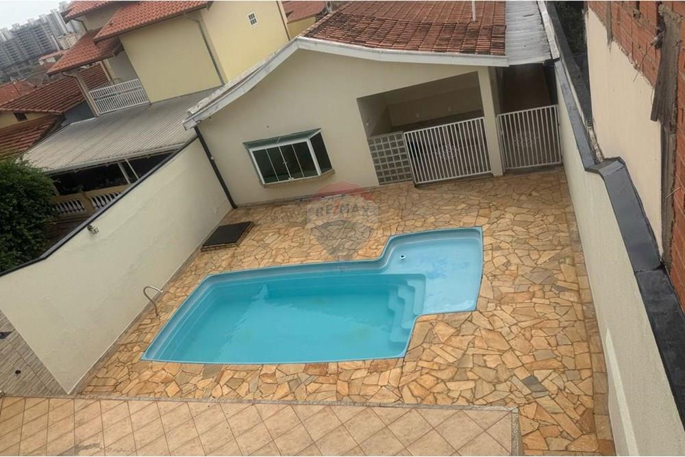 Casa, 3 quartos, 257 m² - Foto 7